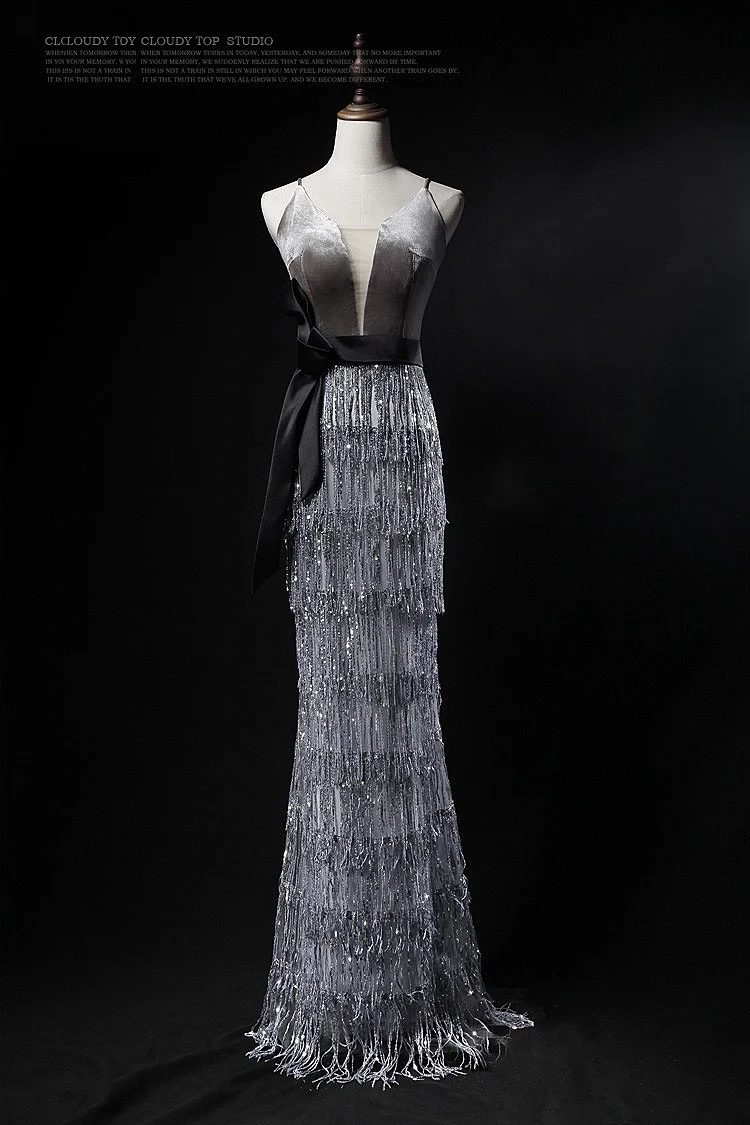 

Silver Velvet Prom Dress Mermaid Spaghetti Strap Tiered Tassel Sequins Sexy Wedding Party Guest Celebrity Evening Gowns 2021 New