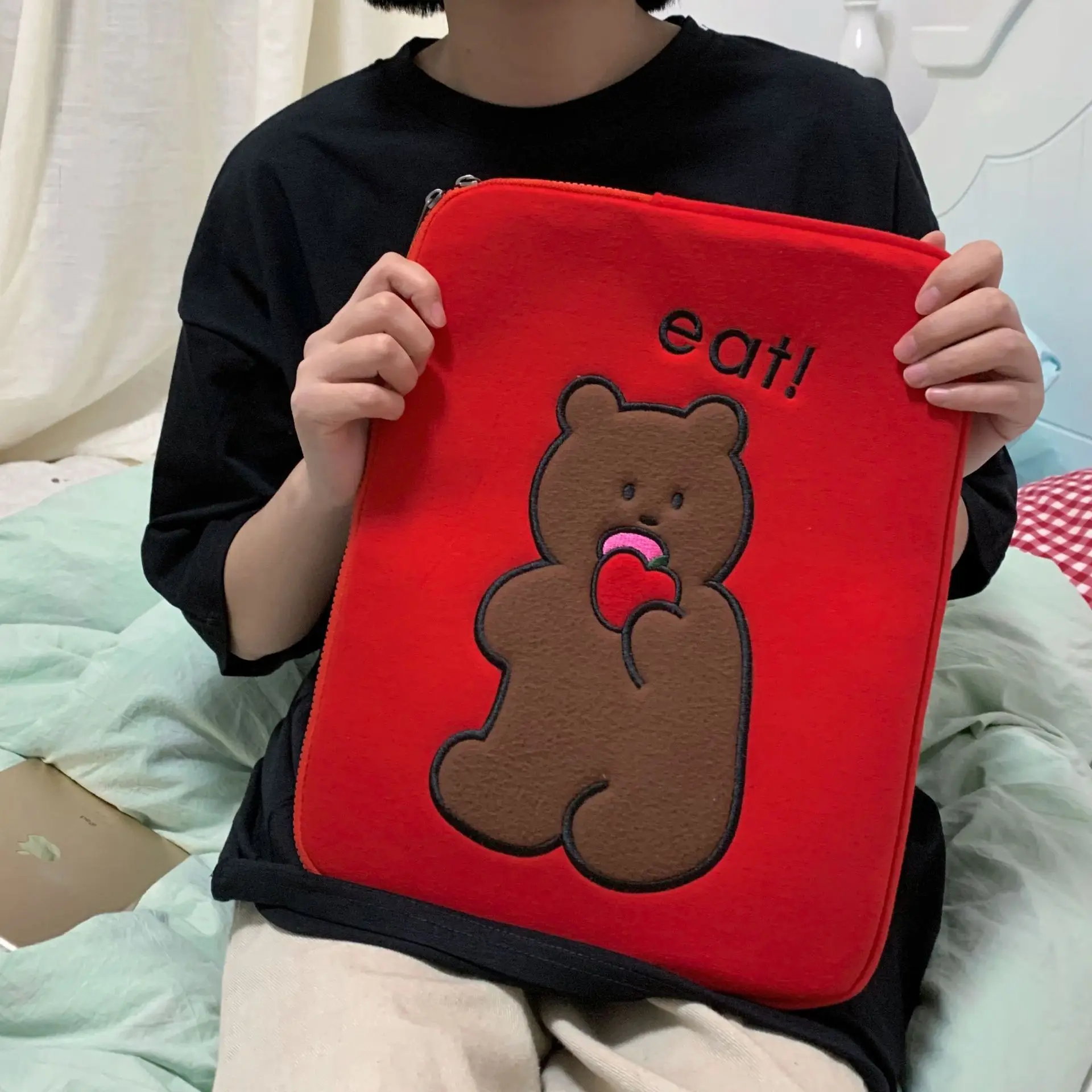 

Ins New Korean Bear Tablet Case 11 Inch Laptop Bag For Ipad pro 9.7 10.5 Mac 13.3 15.6 inch Cartoon Bread Bear Sleeve Inner Bag
