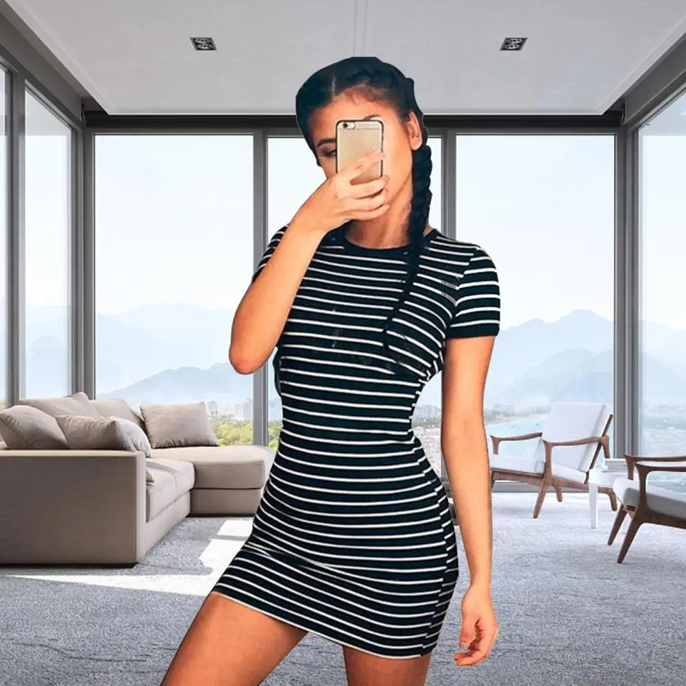 Летнее женское мини-платье с коротким рукавом облегающее платье в