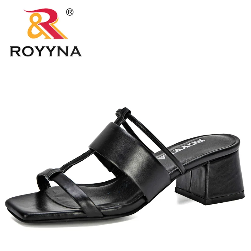 Женские шлепанцы из микрофибры ROYYNA тапочки с открытым носком плоский сандалии