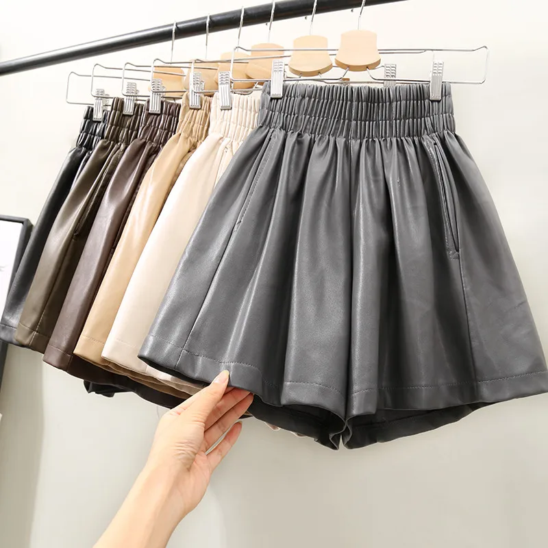 

Faux Leather Casual Shorts Women 2021 Loose Wide Leg Autumn Winter Black Bike Shorts Women High Waist Soft Leather Shorts C7710