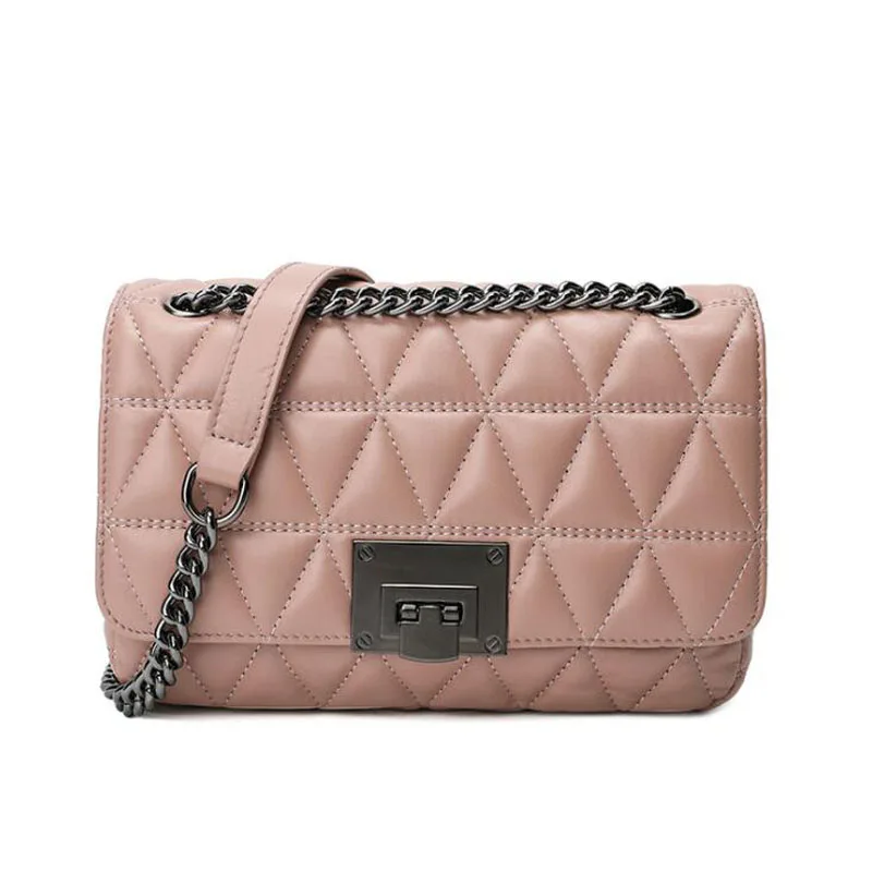 

The New 2022 Chain leather Handbags Famous Brand Trendy One-Shoulder Messenger Bag High-quality small square bag women