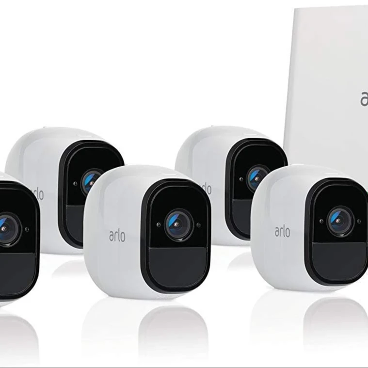 

Arlo Pro 2 VMS4530P-100NAR Wireless Home Security Camera System with Siren, Rechargeable, Night Vision, Indoor/Outdoor