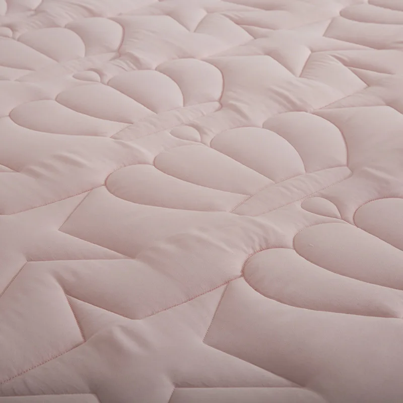 

All-Inclusive Mattress Protector Cover Solid color Crown Embossing Breathable Fitted Sheet Cover for Home Thick Bedding Mattress