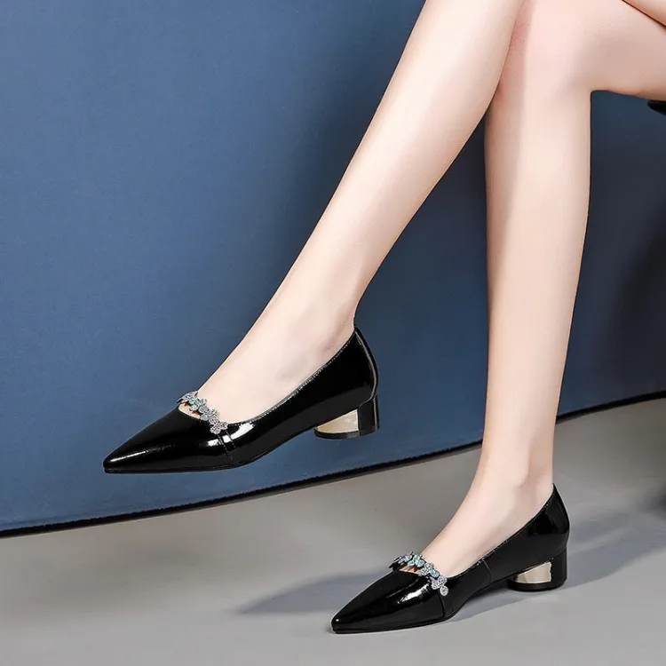 

MLJUESE 2020 women pumps cow leather autumn spring pointed toe red color crystal low heels party dress wedding size 42