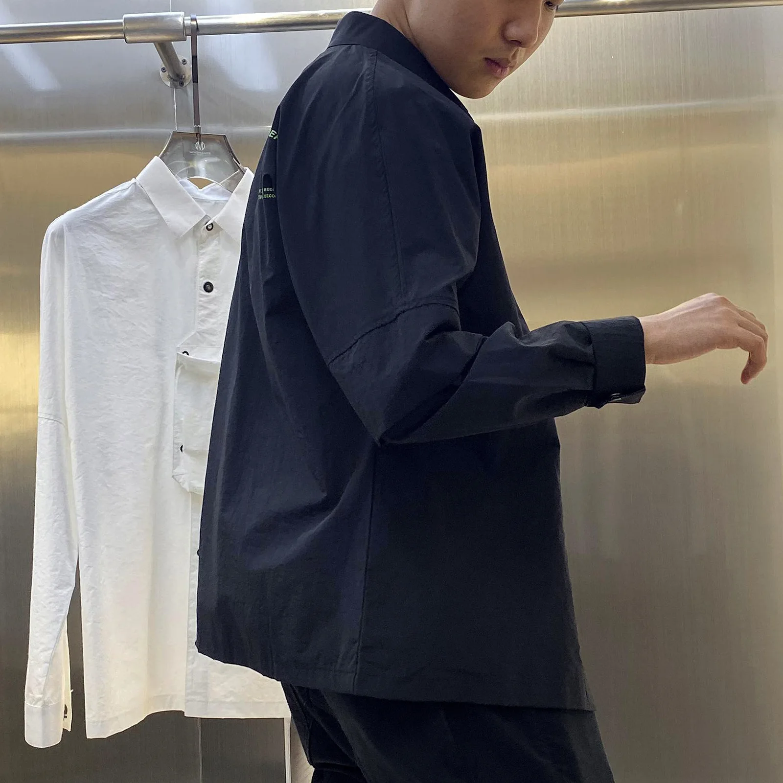 /Мужская одежда в стиле пэчворк однотонные черные белые Шир длинные рукава