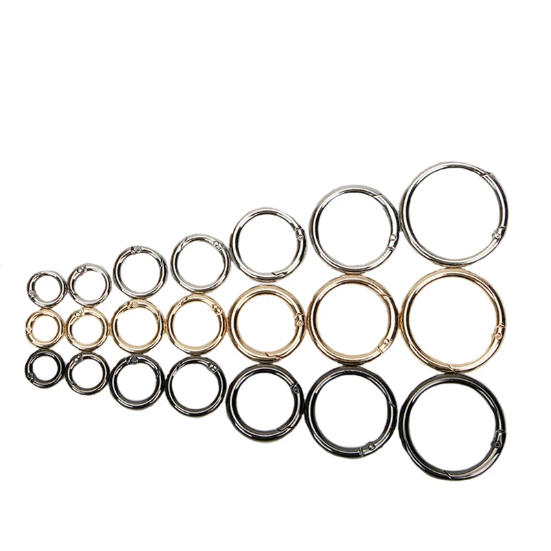 Открытое пружинное кольцо из серебристого цинкового сплава с внутренним