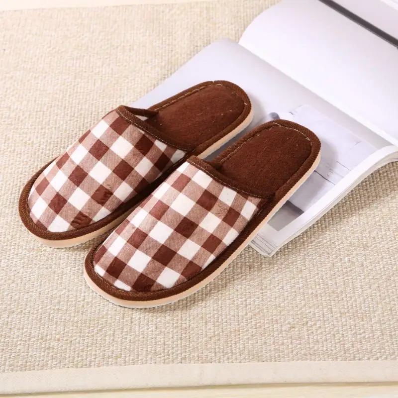 

Люблю зимние короткие искусственные туфли, сланцы, мужские домашние тапочки, дешевые мужские и женские напольные Тапочки