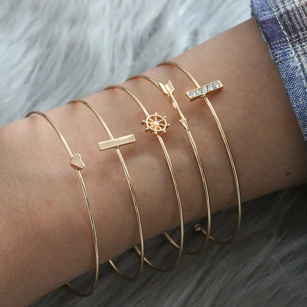 

Cross border supply handpieces Europe and America simple diamond inlaid metal rudder arrow love Thin Bracelet