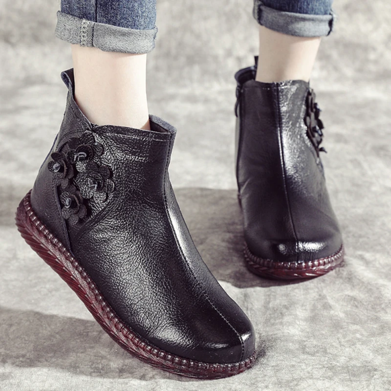 

Women Boots Non-slip Soft Sole Genuine Leather Black Boots Wome Women Shoes 2021 New Winter Plush and Thickened Big Size 42