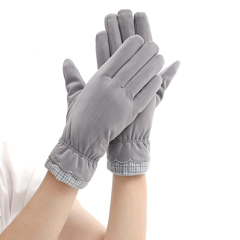 Рисунок 3 - Женские зимние теплые перчатки