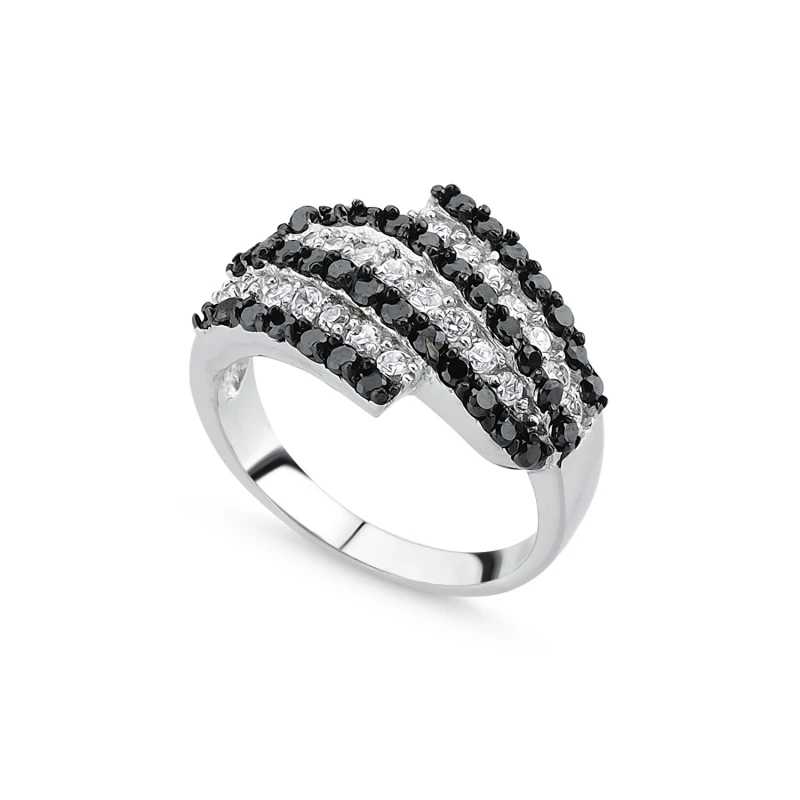 

Серебряное циркониевое кольцо Silverlina