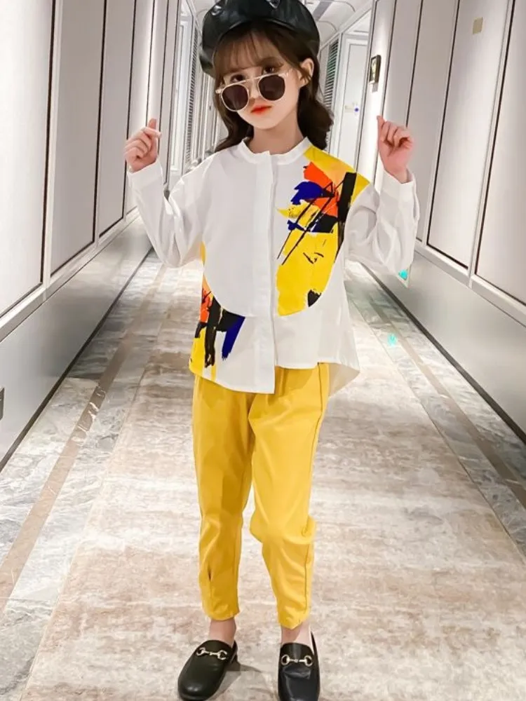 Детский спортивный костюм из двух предметов для девочек белая футболка на весну