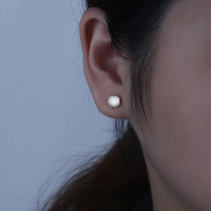 

S925 Silver 8mm Opal Kitten Paw Stud Earrings Small Cute Assymetrical Earrings for Student Girls Women Party Punk Jewelry 2021