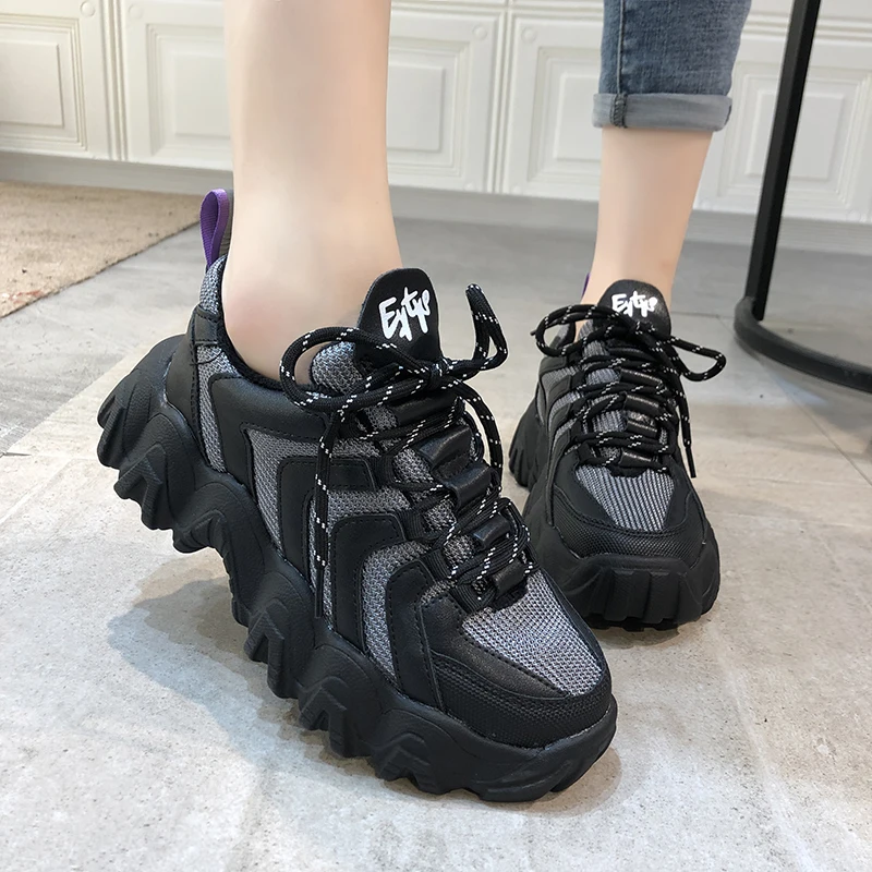 Женские кроссовки на платформе Fujin зимние теплые плюшевые разных цветов с