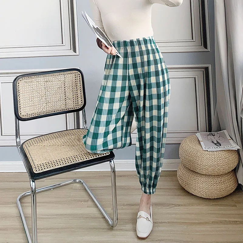 

Heavy Fabric Women's Leggings New Check Casual Capris Spring Autumn Pleated Harem Pants