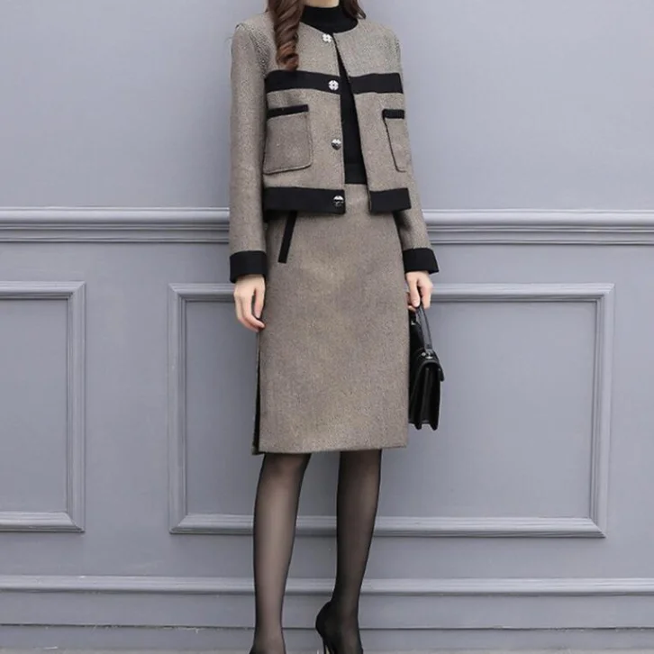 

Осенние женские спортивные костюмы наряды Femenino куртка + юбка 2 комплект из двух предметов в винтажном стиле, шерстяные костюмы комплект детс...