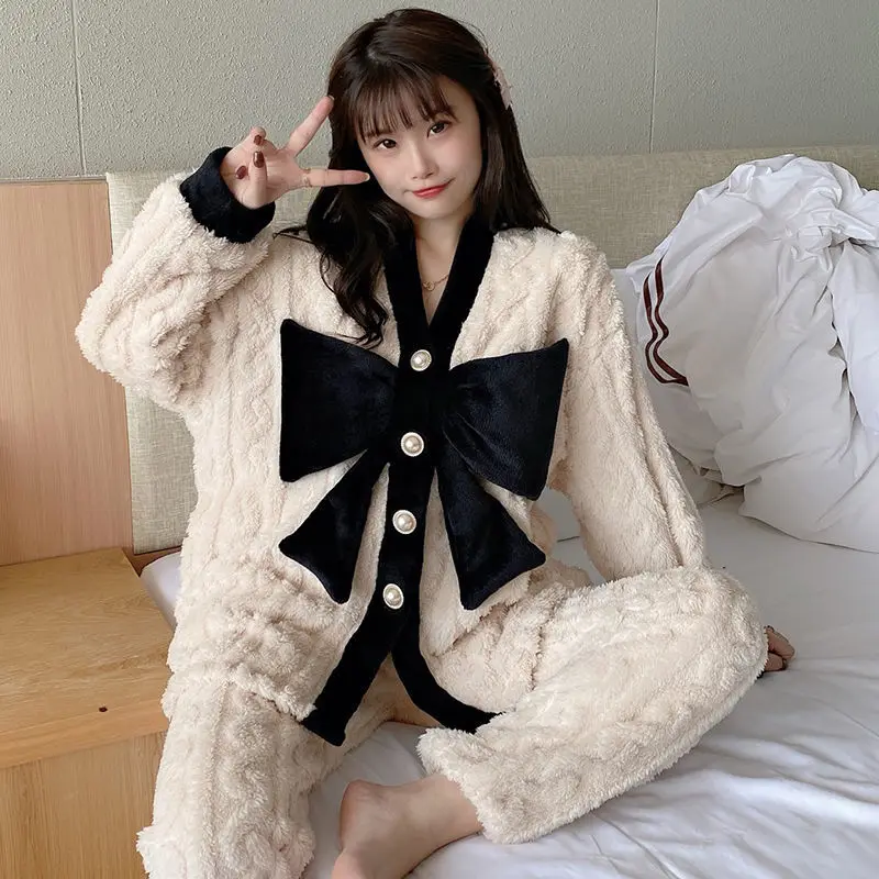 

Bowknot Flannel Pajamas Set Lady V-neck Shirt&Pants Winter Warm 2PCS Sleepwear Coral Fleece Pyjamas Suit Loose Trousers Suit