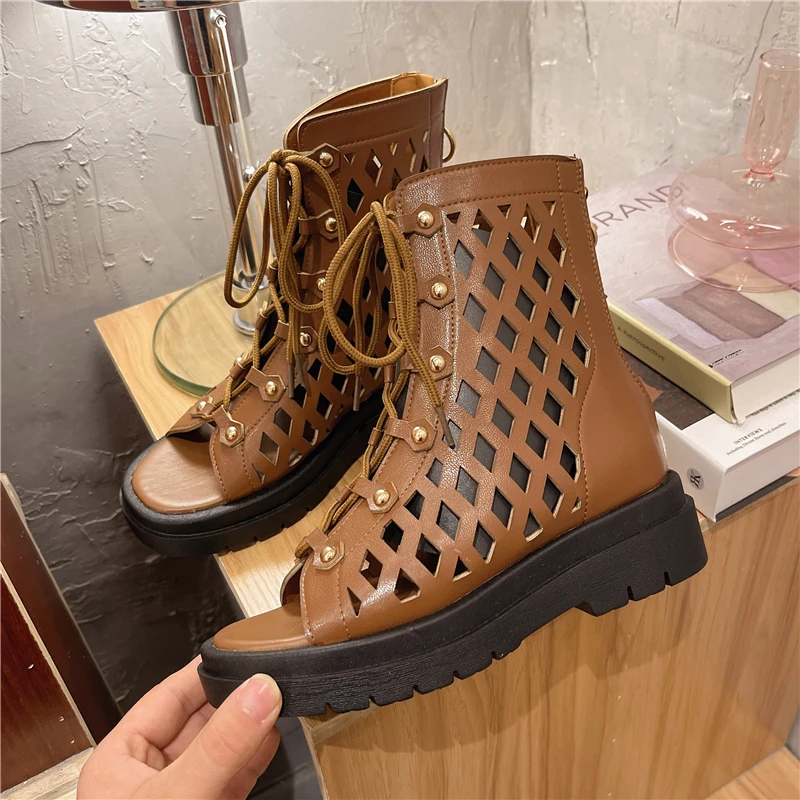 

Summer Boots 2021 Ladies Roman Shoe Buckle Strap Flat Heel Retro Peep Toe Hollow Back Zipper Casual Fashion Sandals Women Shoes