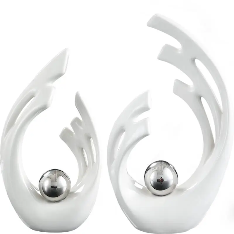 

Modern Silver and White Ceramic Lover Jewelry Home Living Room Desktop Furnishings Bookcase Coffee Table Villain Crafts