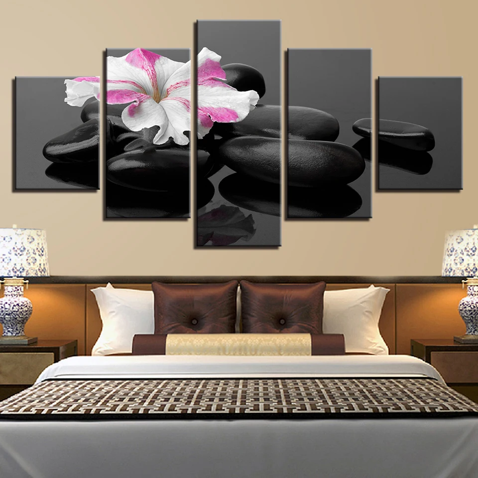 Плакат с цветами розовый красный жёлтый белый фиолетовый синий черный стены 5