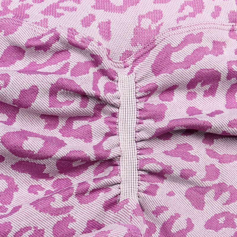 Спортивные бесшовные шорты с леопардовым принтом женские эластичные высокой