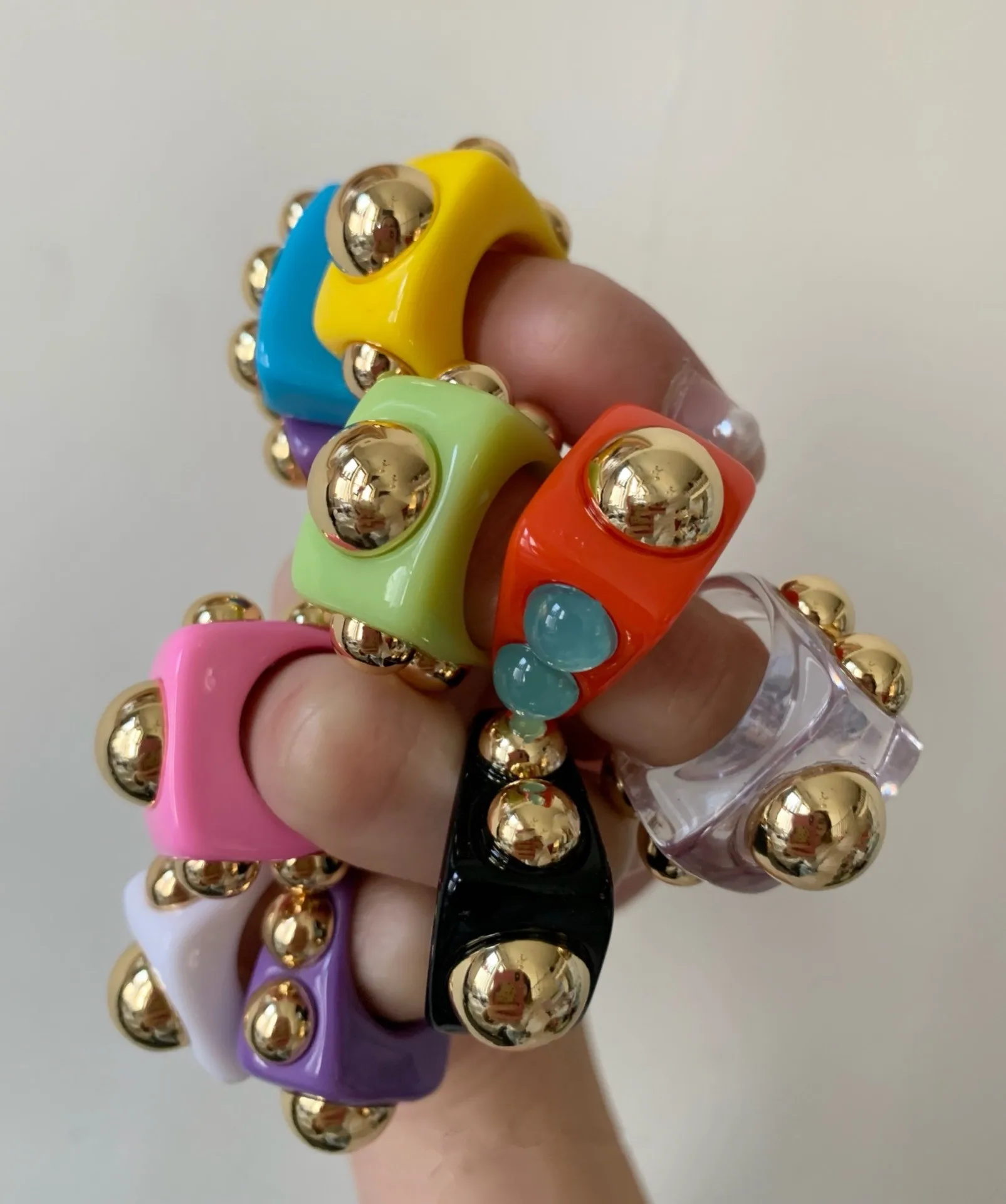

2021 New Colorful Golden Bead Transparent Resin Acrylic Square Rings for Women Girls Jewelry Trendy Travel Gifts