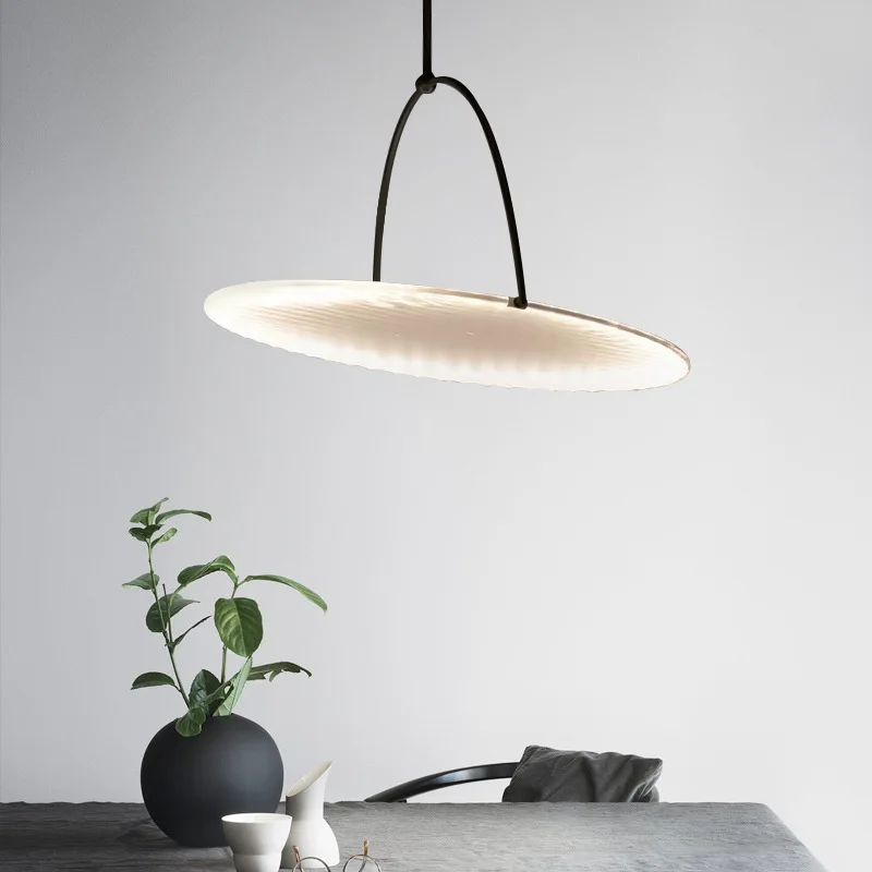 Lámpara LED redonda Estilo nórdico minimalista para restaurante, candelabro decorativo con diseño de OVNI, para sala de estar, comedor, bar, cafetería y tienda