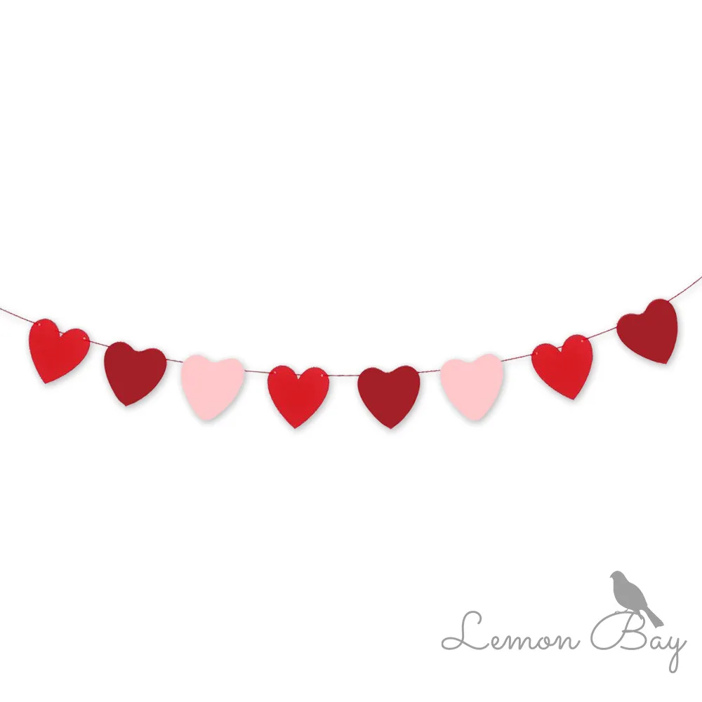 

Non-Woven Red Gradient Love Pull Flag Holiday Party Decoration Supplies Peach Heart Pull Flower