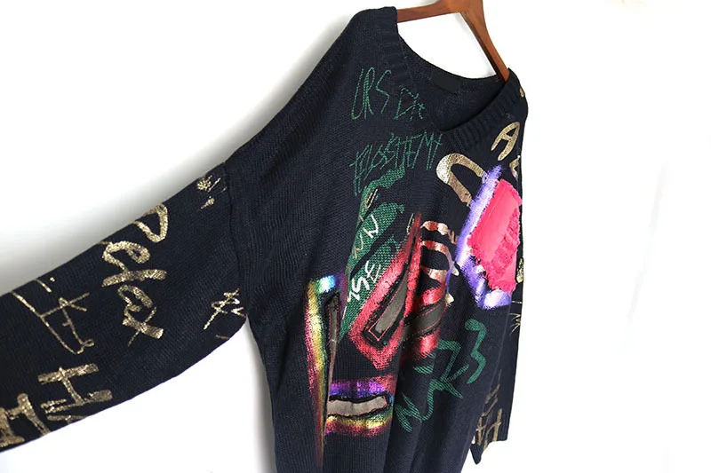 

SuperAen Streetwear Hip Hop Style Letter Print Loose Medium Length V Neck Batwing Sleeve Sweaters for Women