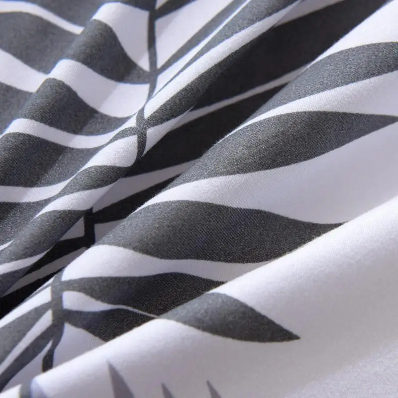 Комплект постельного белья черного и белого цветов размеры 5 | Дом сад