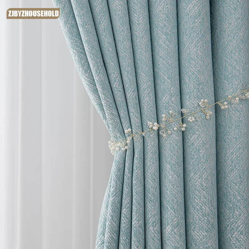 

Специальное звено для Ребекки Лассен