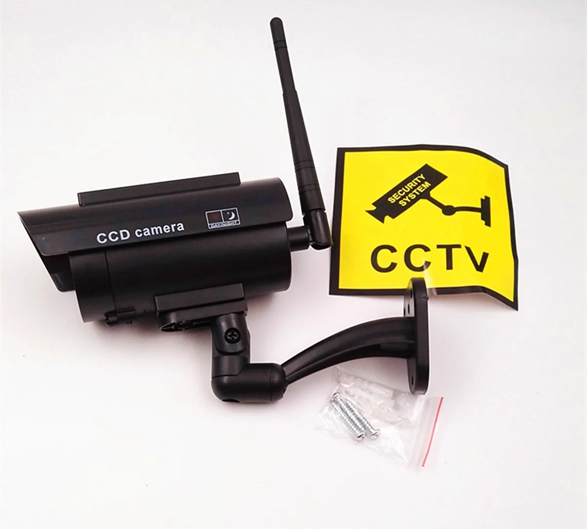 Муляж камеры видеонаблюдения фальшивая беспроводная уличная мигающая