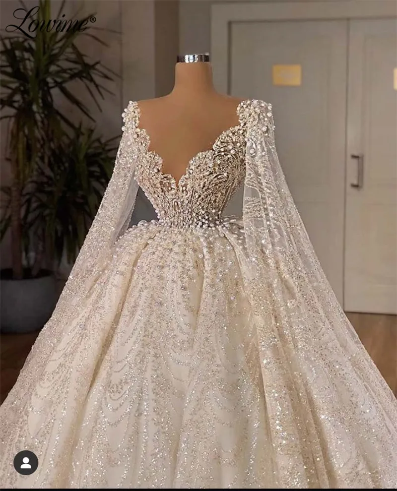 Luxury Muslim Wedding Dresses Customized Dubai Arabic Capped Sleeves Pearls Bridal Gowns 2021 Long A Line Wedding Gown Bride