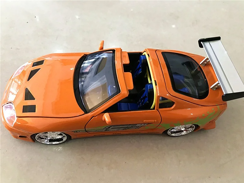 

1:24 Scale Fast And Furious Diecast Orange Super Car Model Toy Miniature Metal Diecasts Toy Vehicles Model Children's Toys Gifts