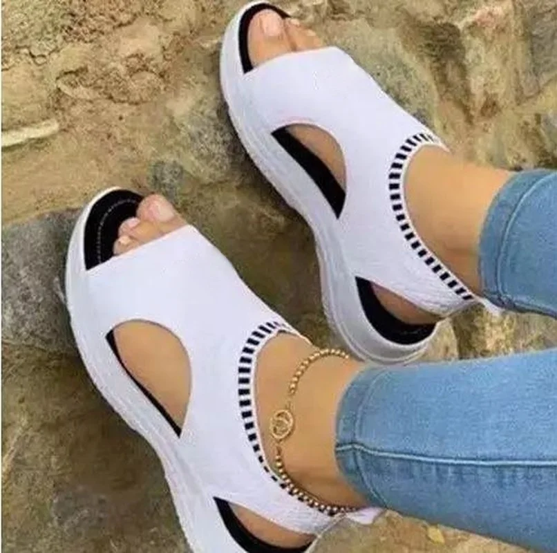 Женские сандалии на толстой подошве красные с нескользящей подошвой для спорта и