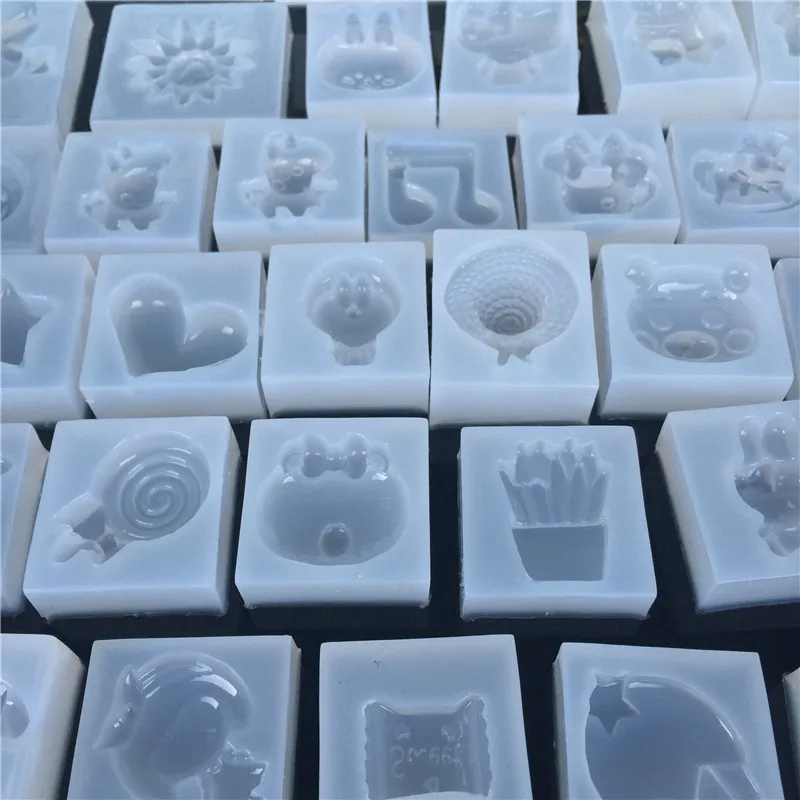 Caja misteriosa en agosto vendida por peso para moldes de resina, moldes de silicona, artesan&iacute;a epoxi DIY (tipo aleatorio)-2