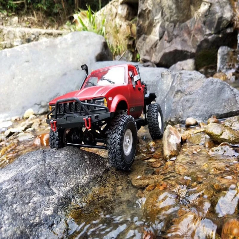 

2.4G Wireless Controller C14 Half Truck 4WD RC Rock Crawler Car DIY Assembly Remote Control Off-road Vehicle Kit