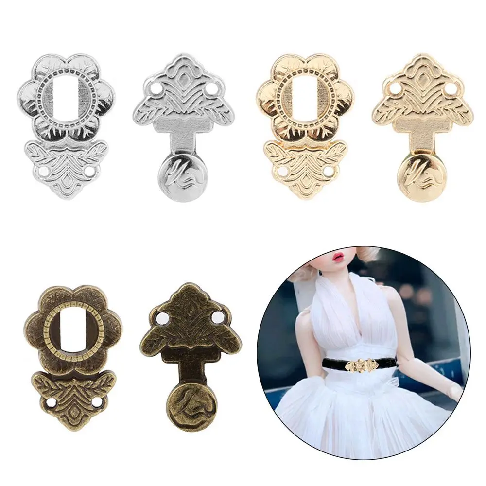 

10 Sets Mini buckles Newest Metal 18mm Mini Ultra-small Belt Buckle Doll Bags Buckles Diy Doll Buttons Shoes Accessories