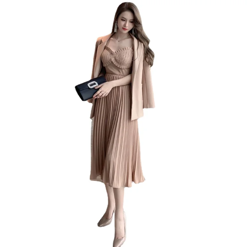 

Ladies Two-piece Long Skirt Church Suit Office Dress Elegant Pleated Strapless Tube Top Satin Long-sleeved Dress
