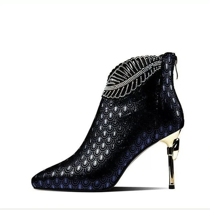 

Peacock Pattern Embossed Leather Boots Woman Ankle Boots Plating Heel Rhinestone Women's Winter Shoes 2021 Female Footware Blue