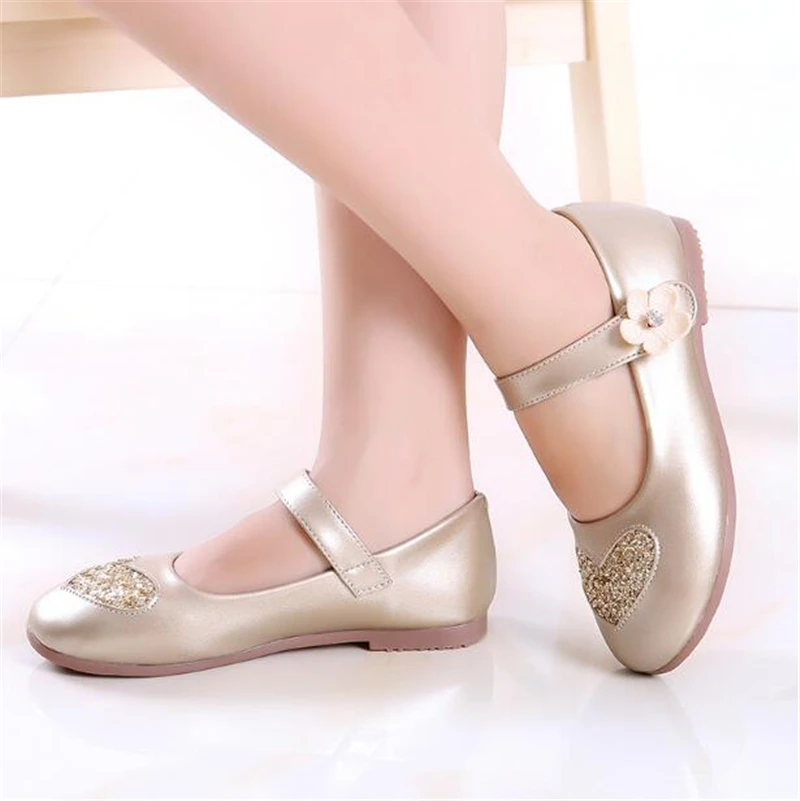 Weoneit/Новинка Детская кожаная обувь принцессы в форме сердца 2 цвета Повседневные