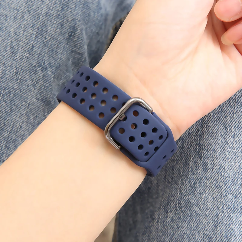 

Zhe Qiu is suitable for the iwatchse strap of Apple watch 1 / 2 / 3 / 4 / 5 / 6 generation of silica gel sports Apple watch