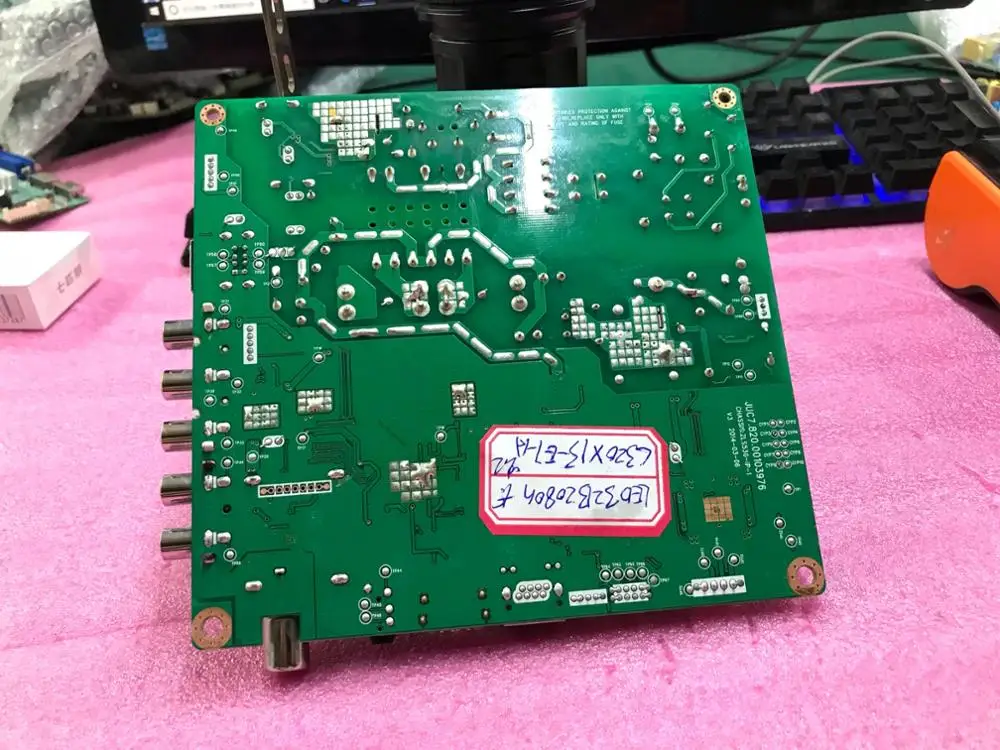 

Original LED32C1000N LED32B2080N motherboard JUC7.820.00103976 screen C320X1
