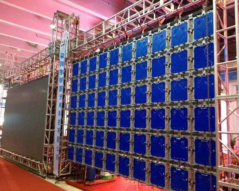 Светодиодный дисплей P5 HD 640*640 мм Включает в себя карту приема питания шнура