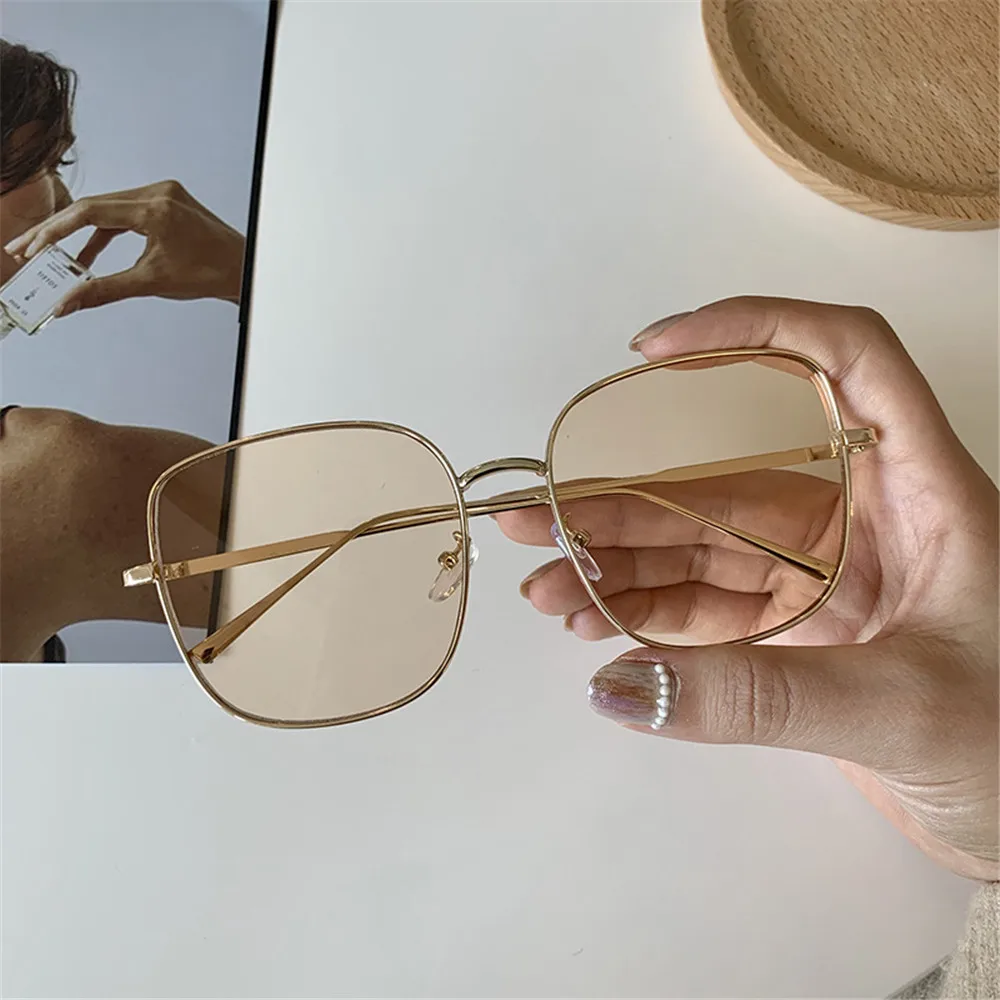 

2021 Vintage Square Sunglasses Women Men Oversized Metal Frame Fashion Driving Fishing Glasses Sun Glasses Uv400 Eye Care