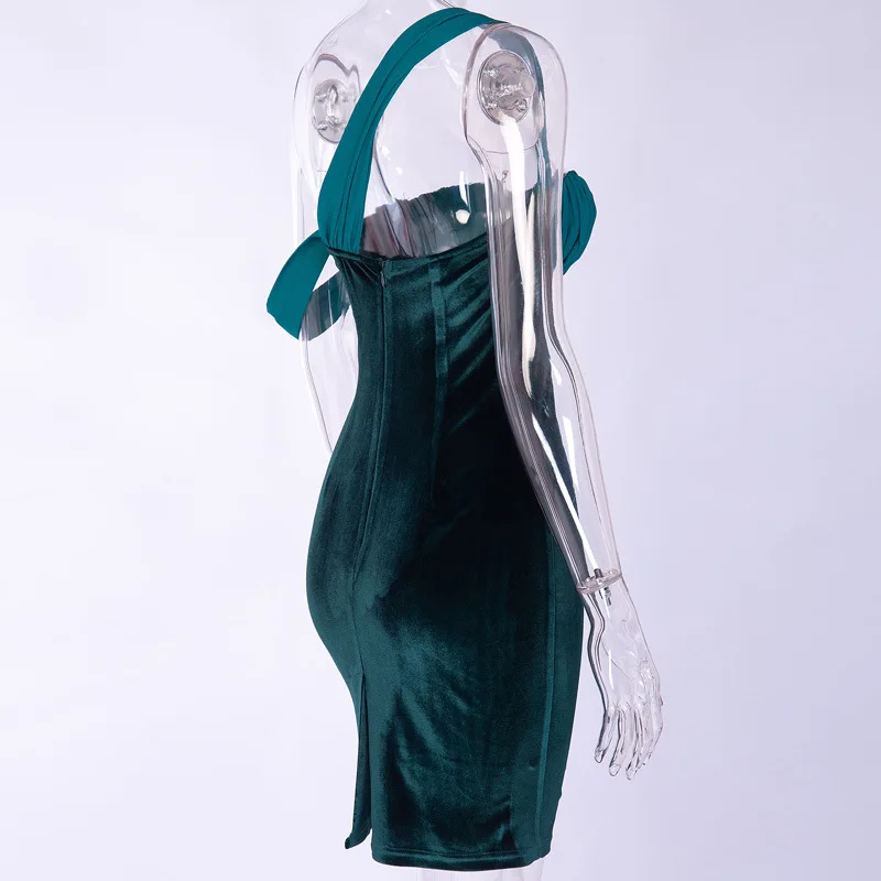 

Europe and the United States New Korean velvet stitching hip skirt sexy one neck single shoulder belt hip skirt