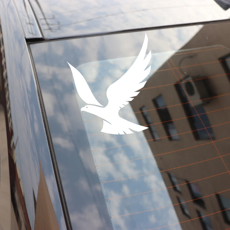 

YJZT 13.1CM*15.7CM Eagle Decorate Body Of Car Pattern Car Sticker Vinyl Decal Black/Silver C4-2468
