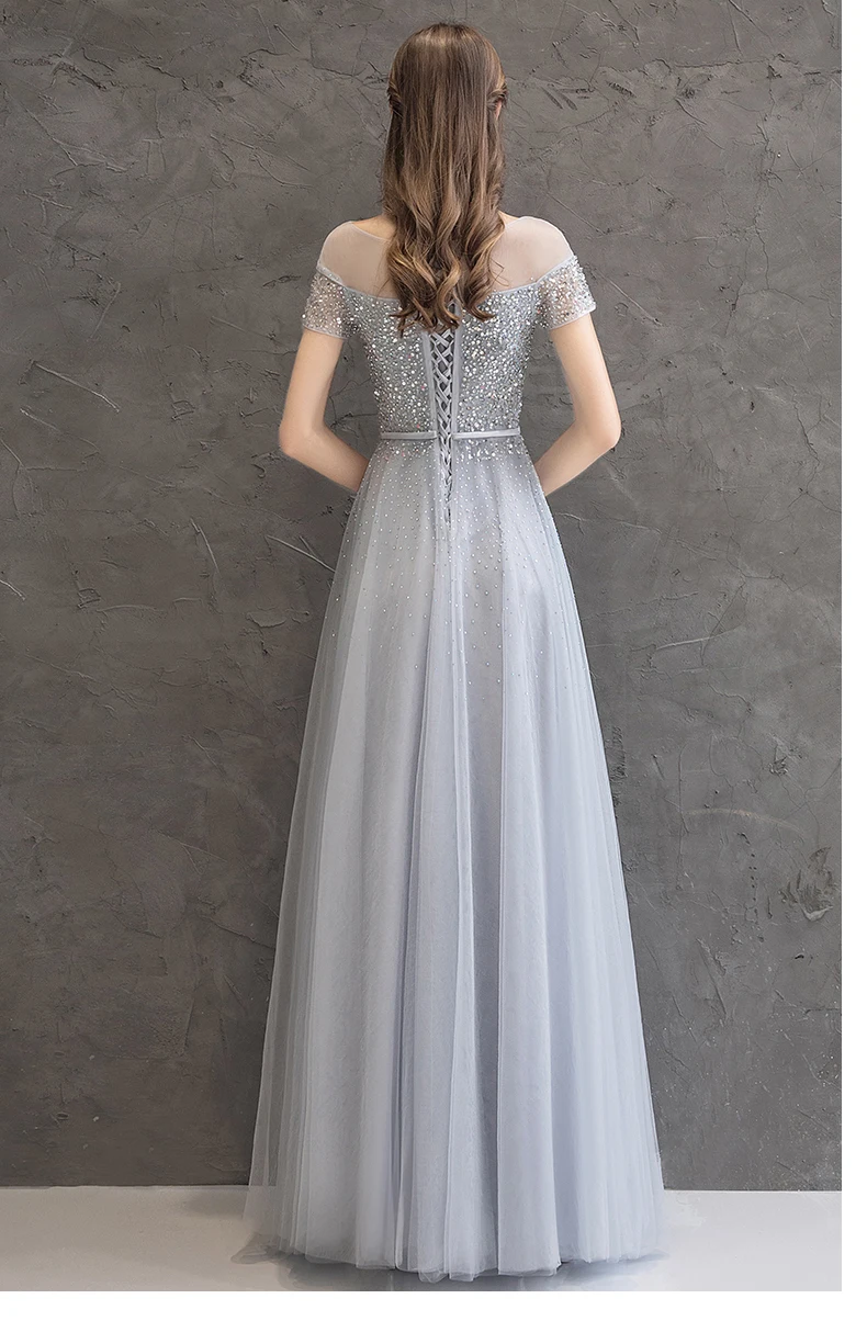 Серебристые прозрачные вечерние платья с коротким рукавом и шнуровкой на спине