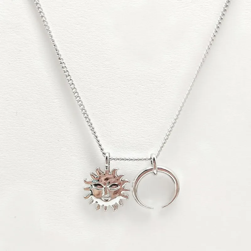 Женское ожерелье с подвеской в виде Луны минималистичное ожерелье-чокер от